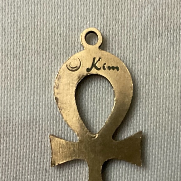 Vintage bronze Ankh charm, signed.  Lovely 60’s era! - Picture 2 of 3